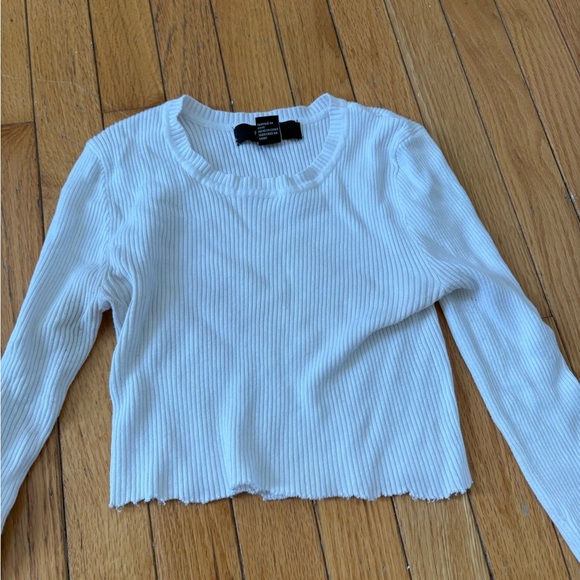 Top - Picture 1 of 2